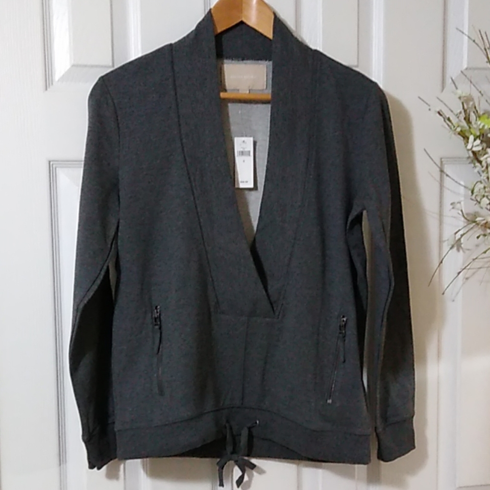Banana Republic comfortable cotton gray pullover